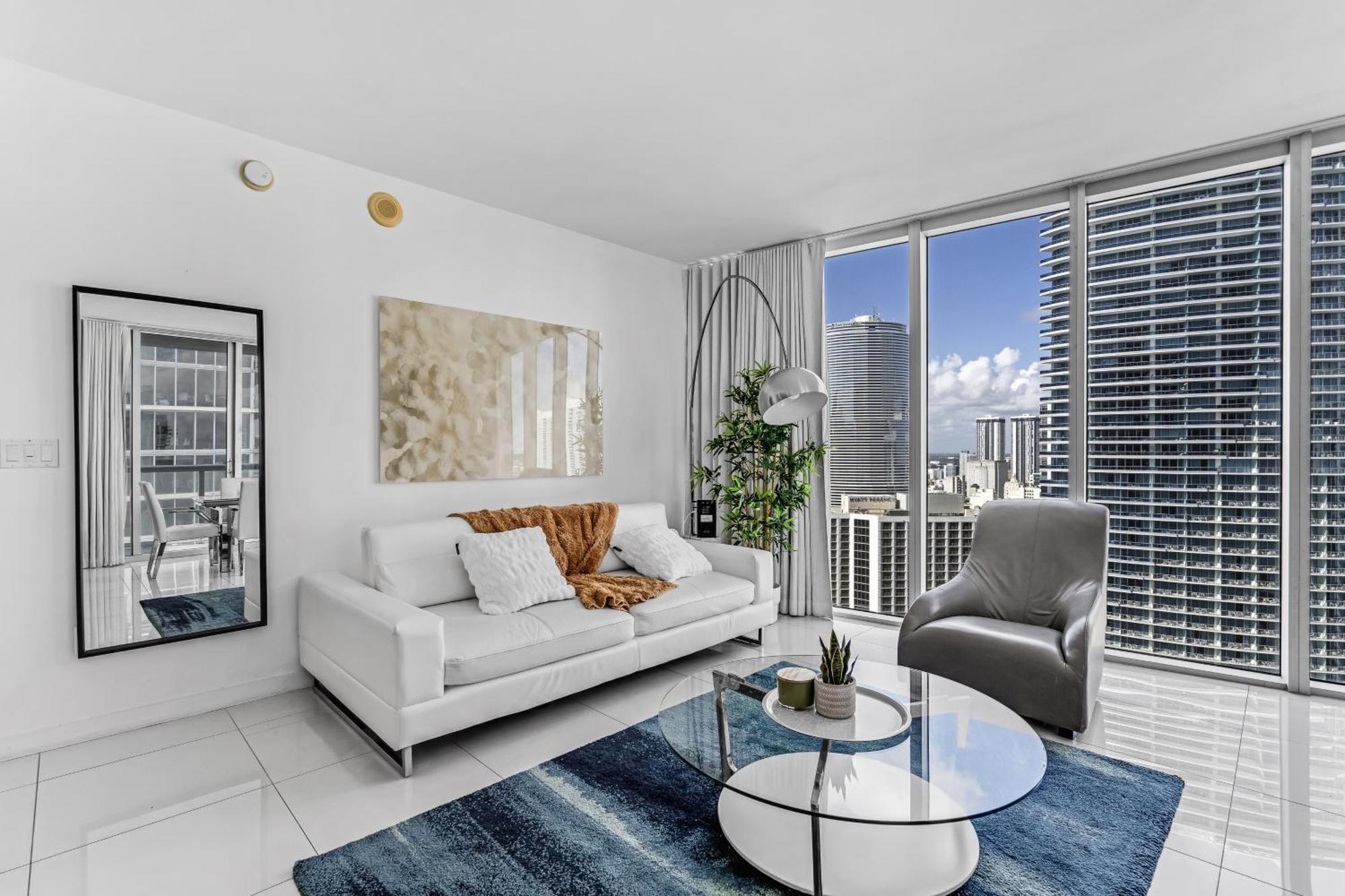 Luxurious Condo At Icon With Views Miami Zewnętrze zdjęcie