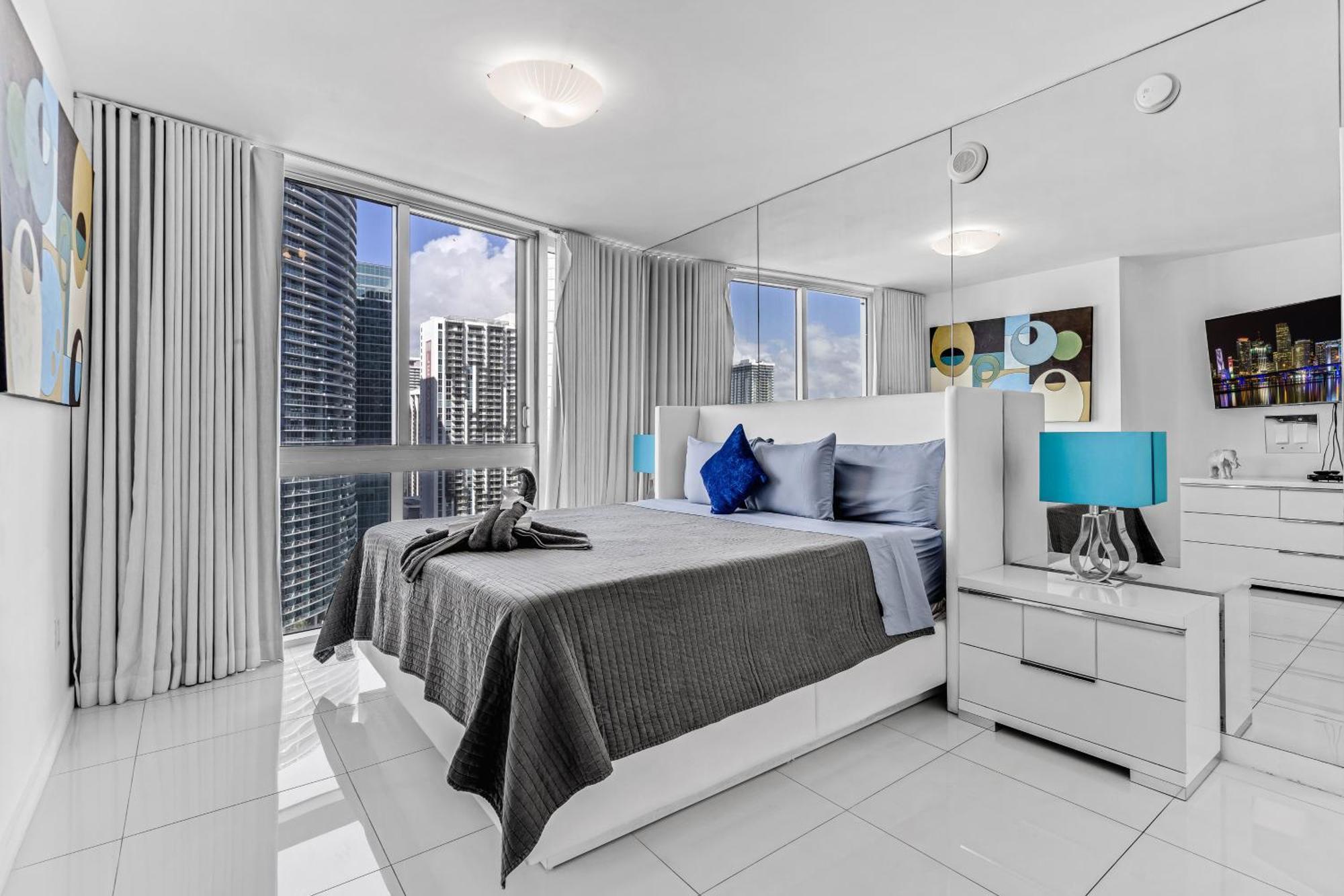 Luxurious Condo At Icon With Views Miami Zewnętrze zdjęcie