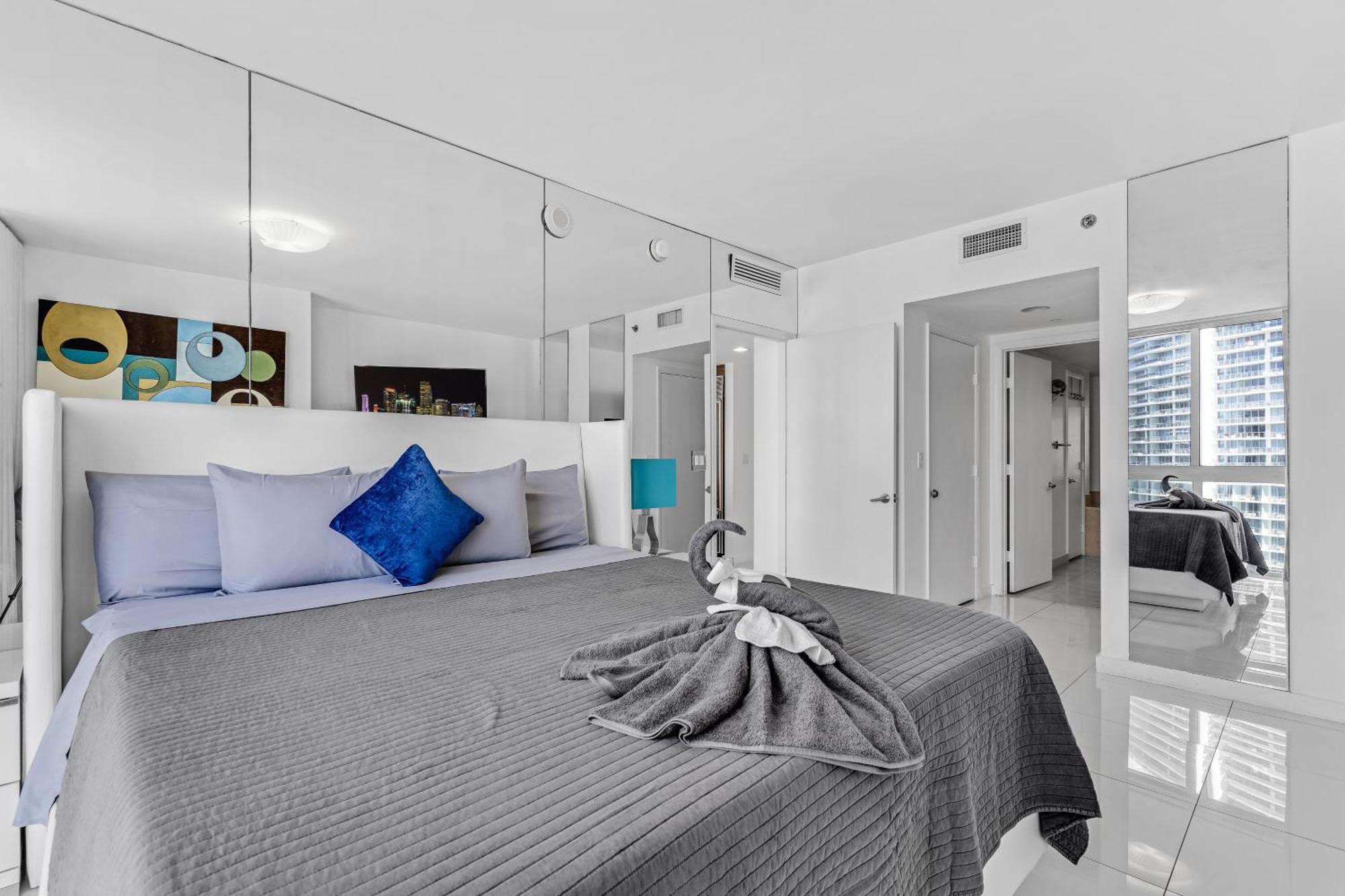 Luxurious Condo At Icon With Views Miami Zewnętrze zdjęcie