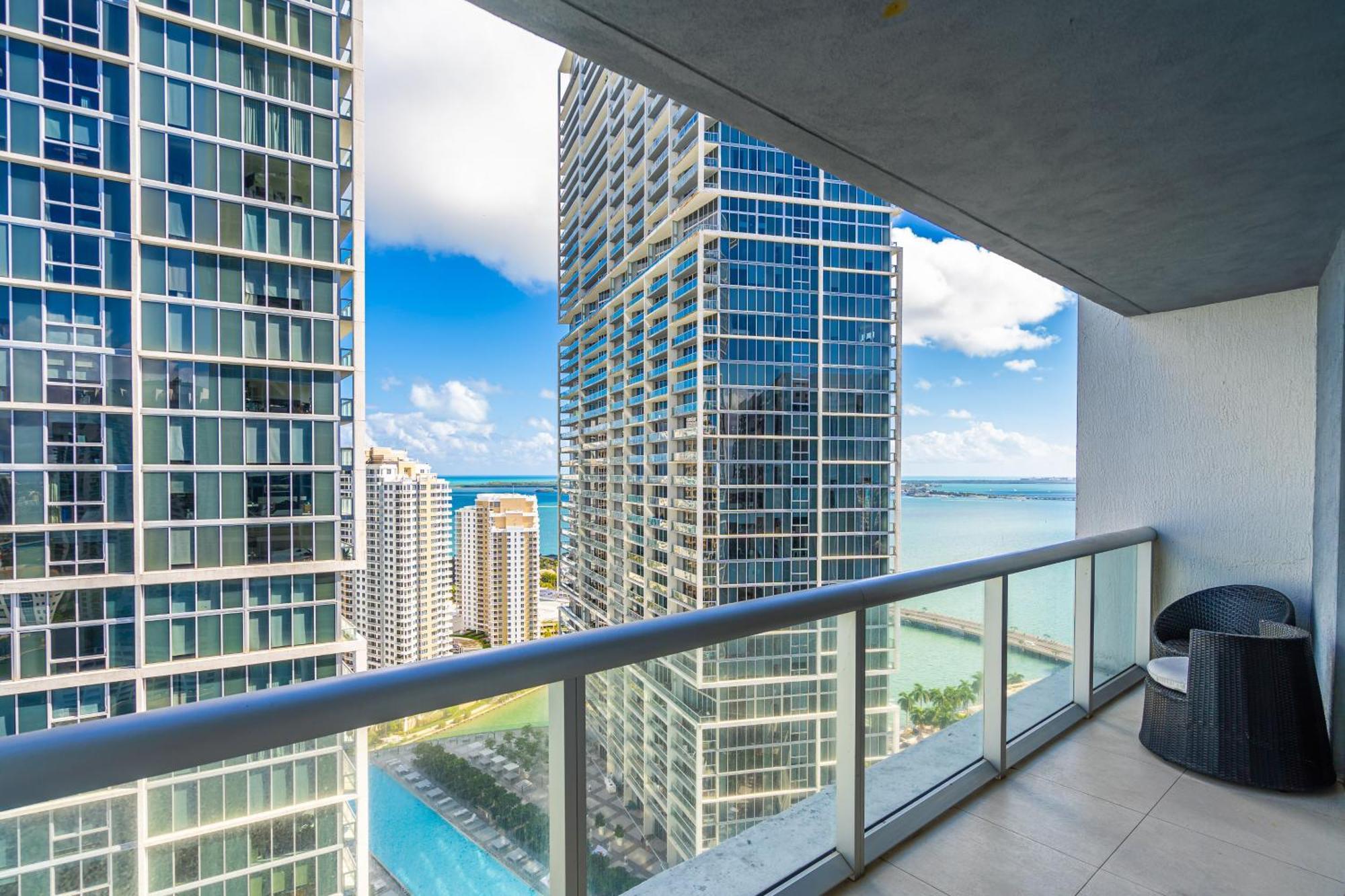 Luxurious Condo At Icon With Views Miami Zewnętrze zdjęcie